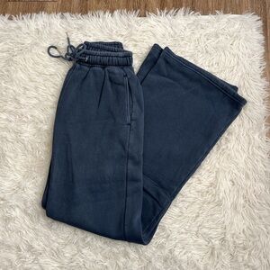 Abercrombie and fitch wide leg Sunday sweatpants - vintage indigo / navy blue
